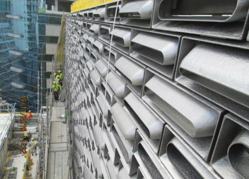 赫尔佐格与德梅隆：香港中央警察署